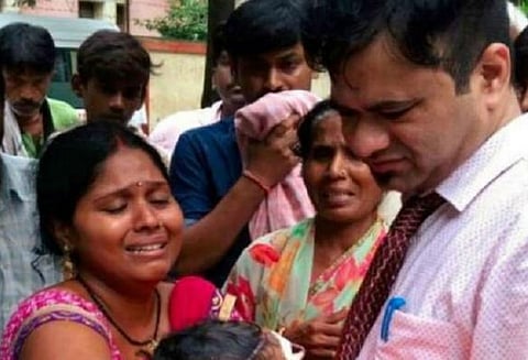 கோரக்பூரில் 70 குழந்தைகள் பலியான சம்பவத்தில் கைதான மருத்துவர் கபீல் கானுக்கு ஜாமீன்