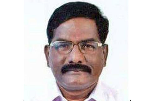 புதுவை கால்நடை துறை இயக்குனர் மீது பாலியல் புகார்கள் குவிகின்றன