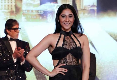 நடுரோட்டில் வைத்து பாலியல் தொல்லை கண் கலங்கிய பிரபல நடிகை