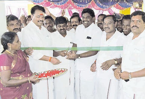 கடையக்குடியில் புதிய ரேஷன் கடை திறப்பு விழா