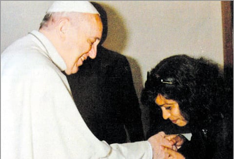 வாடிகனில் வழிகாட்டும் மாகி