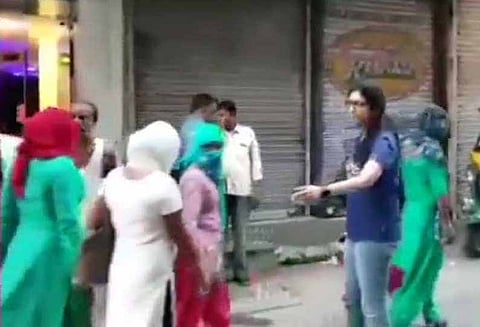 டெல்லி ஓட்டலில் இருந்து 39 நேபாள பெண்கள் மீட்பு வெளிநாடுகளுக்கு கடத்த திட்டம் ?