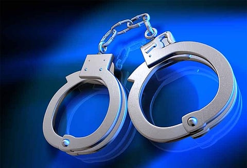 ஒரகடம் அருகே வழிப்பறியில் ஈடுபட்ட 4 வாலிபர்கள் கைது