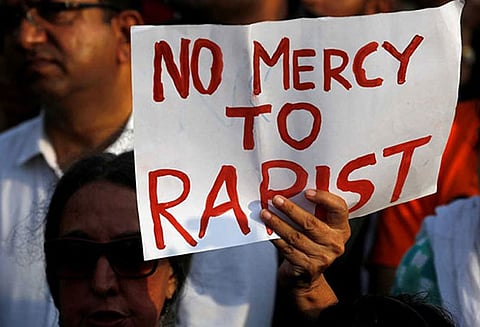 12 வயதுக்கு உட்பட்ட சிறுமிகளை கற்பழித்தால் மரண தண்டனை: பாராளுமன்றத்தில் மசோதா நிறைவேறியது