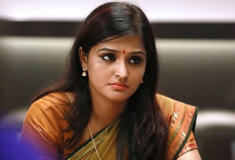 மோகன்லாலை எதிர்ப்பதால் பட வாய்ப்புகளை தடுப்பதாக ரம்யா நம்பீசன் புகார்