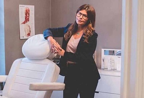 4 வயது குழந்தையுடன் சிறையில் அடைக்கப்பட்ட பெண்