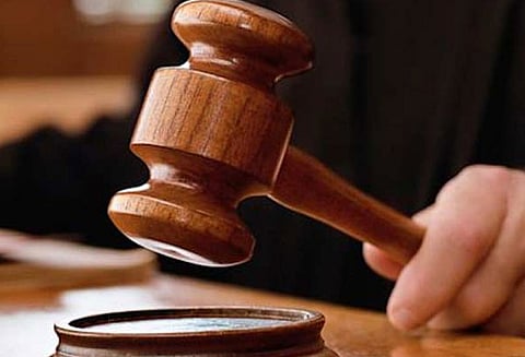 வழக்கு விசாரணைக்கு ஆஜராகாத கோவை அரசு மருத்துவமனை பெண் டாக்டருக்கு ‘நோட்டீசு’