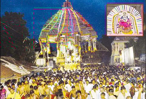 திருவாரூர் தியாகராஜர் கோவிலில் ஆடிப்பூர விழா தேரோட்டம்