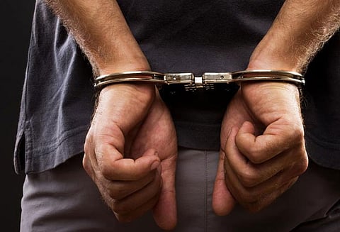 அமெரிக்காவுக்கு சிறுமிகளை கடத்த முயன்ற வழக்கில் தேடப்பட்ட முக்கிய குற்றவாளி கைது