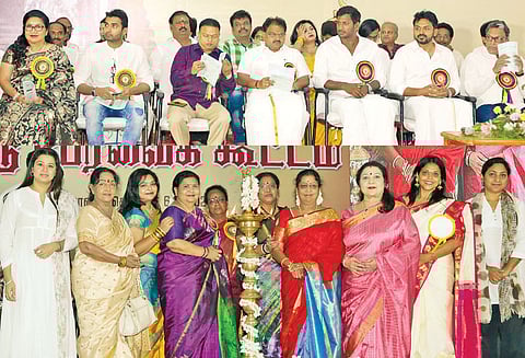 கட்டிடம் கட்ட மேலும் ரூ.20 கோடி திரட்டப்படும் நடிகர் சங்க தேர்தல் 6 மாதம் தள்ளிவைப்பு