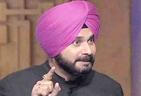 சித்து தலைக்கு ரூ.5 லட்சம் : இந்து அமைப்பு அறிவிப்பு