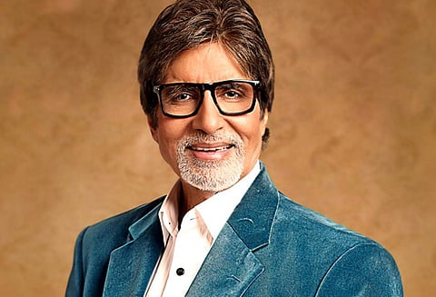 கேரளா வெள்ள பாதிப்பு: ரூ.51 லட்சத்துடன் சொந்த உடைகளை வழங்கிய அமிதாப்பச்சன்