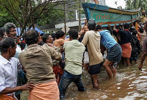 கேரள வெள்ளத்தால் 265 பேர் பலி, 36 பேரை இன்னும் காணவில்லை: மாநில அரசு தகவல்