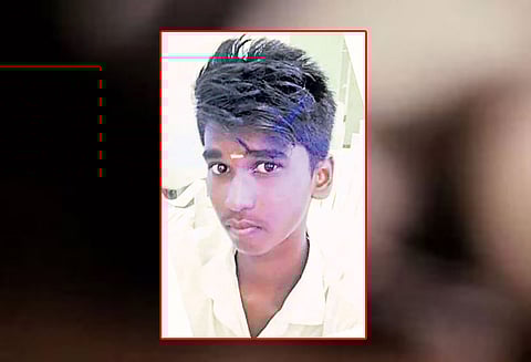 எண்ணூரில் விபத்து 14 வயது சிறுவன் ஓட்டிச்சென்ற கார் கடைக்குள் புகுந்தது; சக மாணவன் சாவு