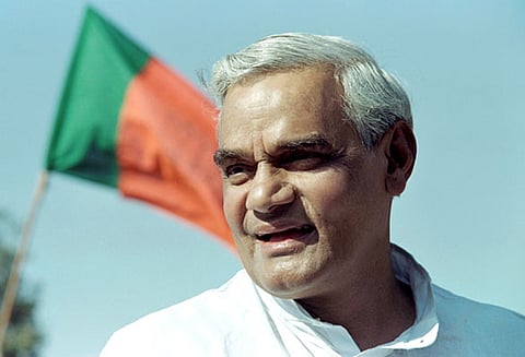 தமிழகத்தில் சென்னை மற்றும் கன்னியாகுமரியில் வாஜ்பாயின் அஸ்தி கரைப்பு