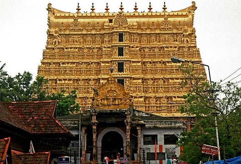 பத்மநாபசாமி கோவில் நகைகளை வெள்ள நிவாரணத்துக்கு பயன்படுத்தலாமா? திருவிதாங்கூர் மன்னர் பதில்