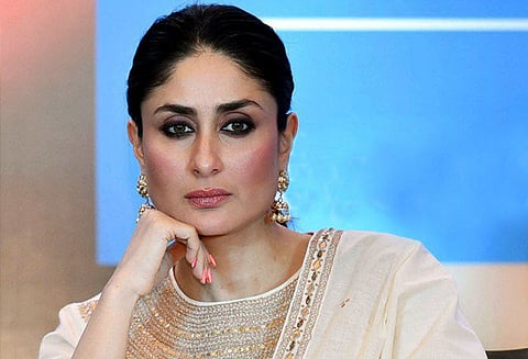 தீவிபத்து ஏற்பட்ட ஸ்டூடியோவை விற்பதால் கலங்கிய கரீனா கபூர்