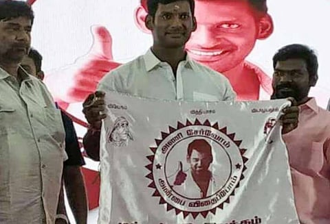 வீதியில் நடப்பதை பார்த்துவிட்டு சும்மா இருந்தால் பிணத்துக்கு சமம் -நடிகர் விஷால் ஆவேசம்