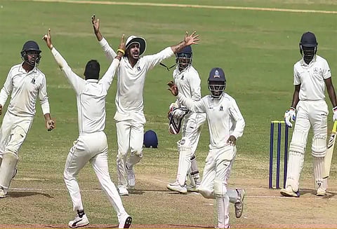 ரஞ்சி கிரிக்கெட்டில் தமிழக வீரர்களின் போராட்டம் வீண்: பெங்கால் அணி ‘திரில்’ வெற்றி