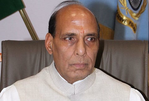 பயங்கரவாதத்தை எதிர்க்க முடியாவிட்டால் சொல்லுங்கள், நாங்கள் உதவுகிறோம்: பாக்.கிற்கு ராஜ்நாத்சிங் அறிவுரை