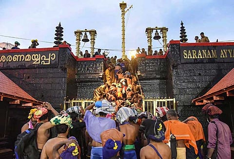 சபரிமலை தந்திரிகளை விட கழுதைகளுக்கு கருணை அதிகம் : கேரள அமைச்சர் பேச்சால் சர்ச்சை