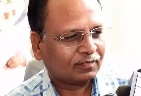 சொத்துக் குவிப்பு வழக்கு: டெல்லி மந்திரி மீது சி.பி.ஐ. குற்றப்பத்திரிகை