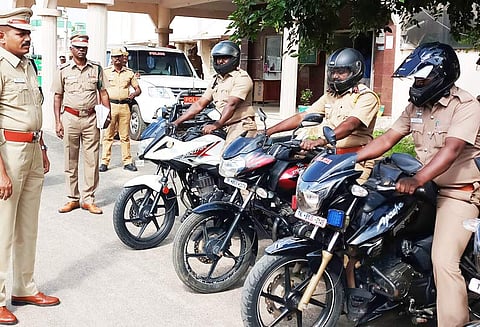 குற்றச்சம்பவங்களை தடுக்க ரோந்து வாகனம் போலீஸ் சூப்பிரண்டு சீனிவாசன் தொடங்கி வைத்தார்