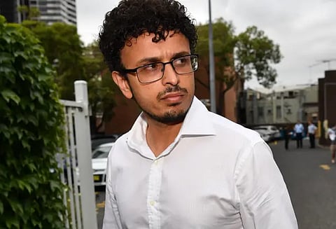 அரசியல் தலைவர்கள் மீது தாக்குதல் நடத்த திட்டம்: பிரபல கிரிக்கெட் வீரர் உஸ்மான் கவாஜாவின் அண்ணன் கைது - ஆஸ்திரேலிய போலீசார் அதிரடி