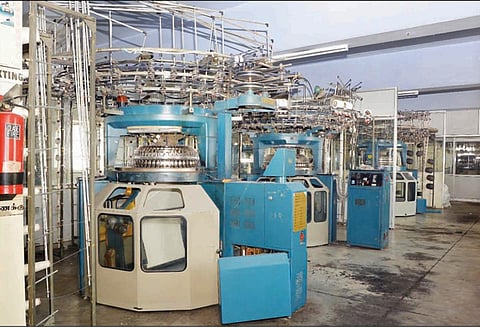 நிட்டிங் நிறுவனங்கள் வேலை நிறுத்தம்: ரூ.400 கோடி உற்பத்தி பாதிப்பு