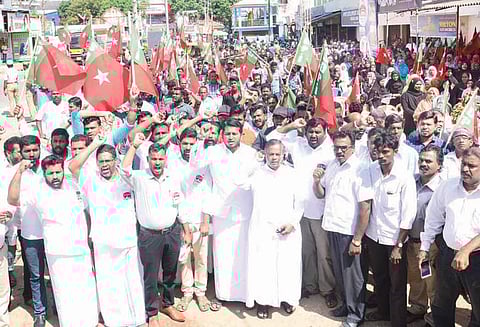 பாபர் மசூதி இடிப்பு தினம்: நாகர்கோவிலில் முஸ்லிம் அமைப்புகள் ஆர்ப்பாட்டம்