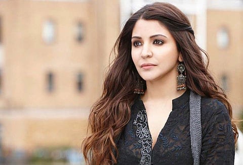 கர்ப்பம் குறித்த வதந்தி ; நீங்கள் முட்டாள் ஆகிவிடுவீர்கள் - அனுஷ்கா சர்மா கோபம்