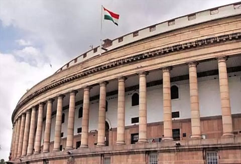 நாடாளுமன்ற குளிர்கால கூட்டத்தொடரை சுமுகமாக நடத்த டெல்லியில் 10-ந் தேதி அனைத்துக் கட்சி கூட்டம் - மத்திய அரசு ஏற்பாடு