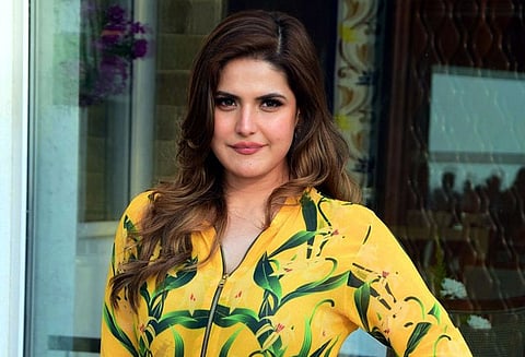 பாலியல் தொழிலாளி என்பதா? இந்தி நடிகை ஷரின் போலீசில் புகார்