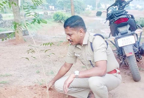 குவாகம் போலீஸ் நிலையத்தில் சூப்பிரண்டு ஆய்வு