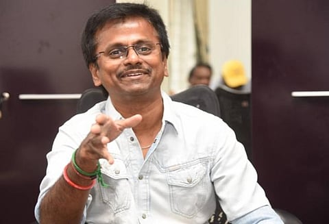 சென்னையில் இயக்குநர் ஏ.ஆர்.முருகதாஸ் மீது 3 பிரிவுகளின் கீழ் காவல்துறை வழக்குப்பதிவு