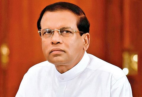 இலங்கை அரசியல் விவகாரம்: வெளிநாட்டு சக்திகள் அச்சுறுத்துவதாக சிறிசேனா குற்றச்சாட்டு