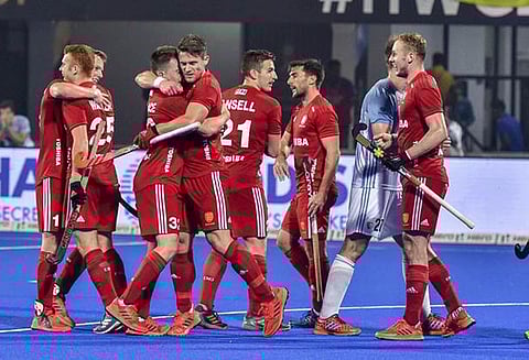 உலக கோப்பை ஆக்கி : அர்ஜென்டினா அணிக்கு அதிர்ச்சி அளித்து அரைஇறுதிக்குள் நுழைந்தது இங்கிலாந்து