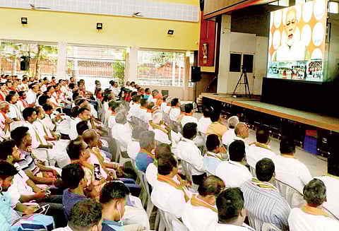 நாடாளுமன்ற தேர்தல் குறித்து பா.ஜனதா நிர்வாகிகளுடன் பிரதமர் மோடி ஆலோசனை காணொலி காட்சி மூலம் நடந்தது