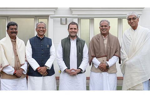 சத்தீஷ்கரில் முதல் மந்திரி பதவியை பிடிக்க 4 பேர் இடையே கடும் போட்டி