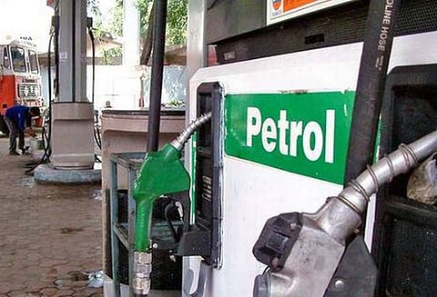 பெட்ரோல், டீசல் விலையில் இன்று எந்த மாற்றமும் இல்லை