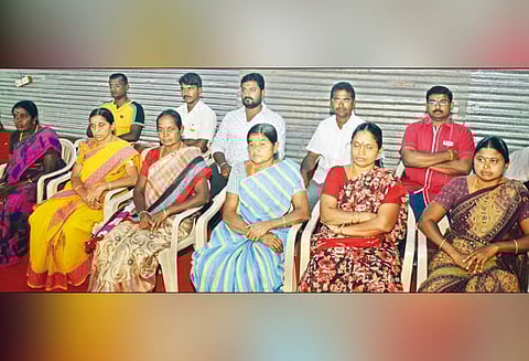 உயர்மின் கோபுரங்களுக்கு எதிரான காத்திருப்பு போராட்டம் உண்ணாவிரதமாக மாறியது