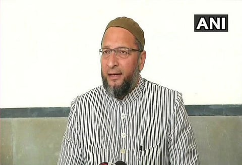 இந்தியாவிடம் இருந்து பாகிஸ்தான் பிரதமர் இம்ரான்கான் கற்று கொள்ள வேண்டும்; அசாதுதீன் ஓவைசி