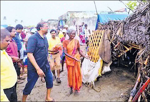 ‘கஜா’ புயலால் பாதிக்கப்பட்ட இடங்களில் 100 வீடுகள் ‘சீஷா’ தொண்டு நிறுவனம் மூலம் பால் தினகரன் கட்டி கொடுக்கிறார்