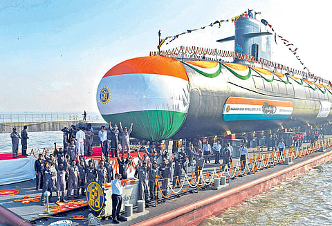 இந்திய கடற்படைக்கு புதிய நீர்மூழ்கி போர்க்கப்பல் ‘கரஞ்ச்’; மும்பையில் சோதனை ஓட்டம் தொடங்கியது