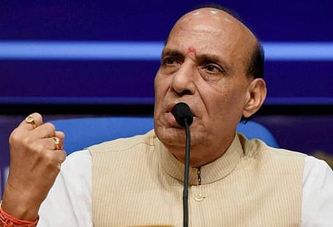 பாகிஸ்தான் படை ஒரு முறை சுட்டால் பதிலடியாக கணக்கற்ற முறையில் சுட்டு தள்ளுங்கள்: ராஜ்நாத் சிங் பேச்சு