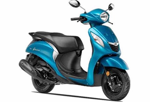 தமிழக அரசின் அம்மா இரு சக்கர வாகன மானிய திட்டத்தில் பயன் பெற விரும்பும் பயனாளிகளுக்கான தகுதிகள்