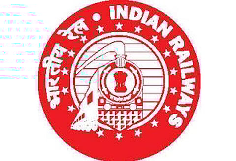 தனியார் வங்கிக்கு ரூ.8 லட்சம் அபராதம்