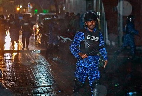 மாலத்தீவில் அரசியல் கைதிகளை விடுவித்து பிறப்பித்த உத்தரவை திரும்ப பெற்றது சுப்ரீம் கோர்ட்