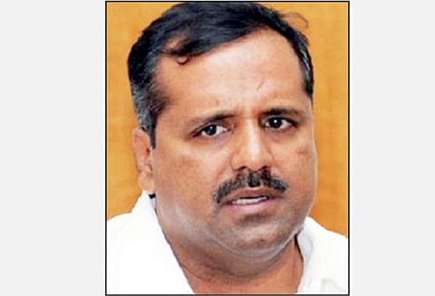 கர்நாடகத்தில் ரே‌ஷன் கடைகள் சேவை மையங்களாக மாற்றப்படும்