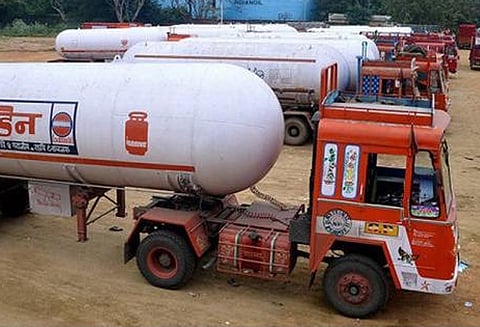 கியாஸ் டேங்கர் லாரி உரிமையாளர்கள் வேலைநிறுத்தம் 6வது நாளாக தொடருகிறது